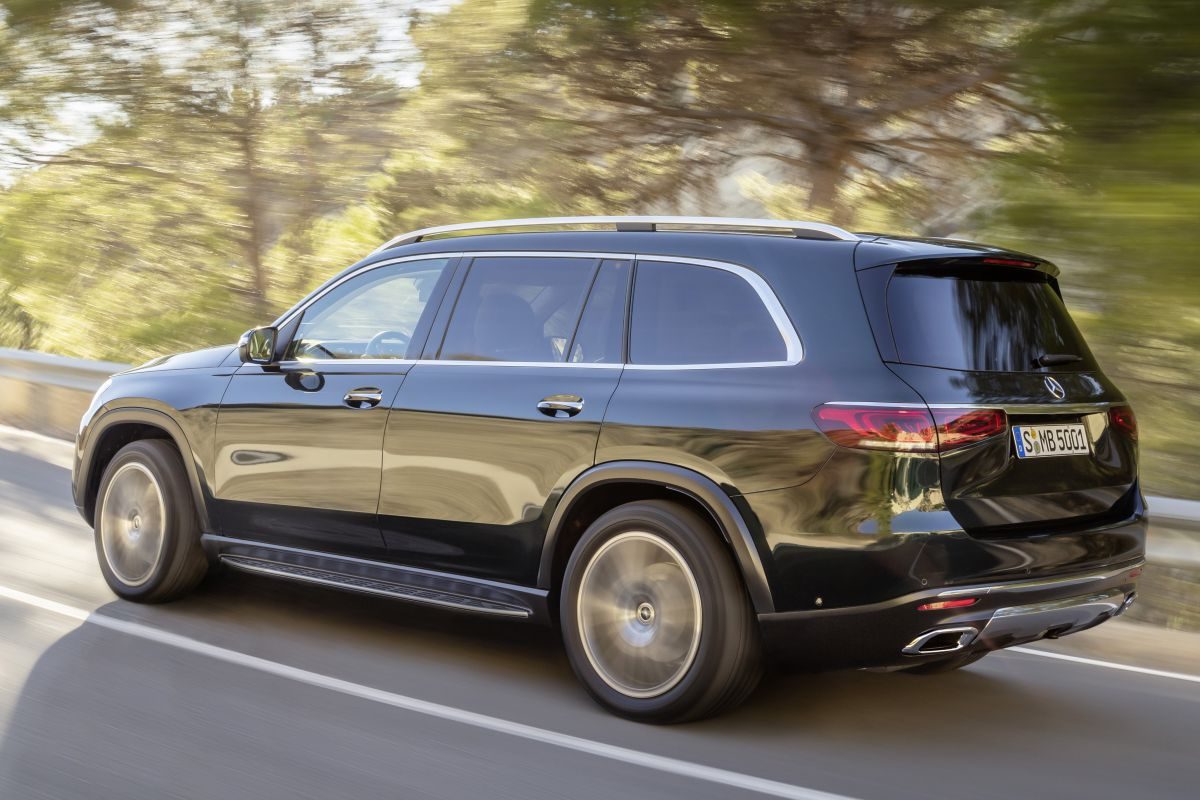 Mercedes-Benz GLS · Green — image 2